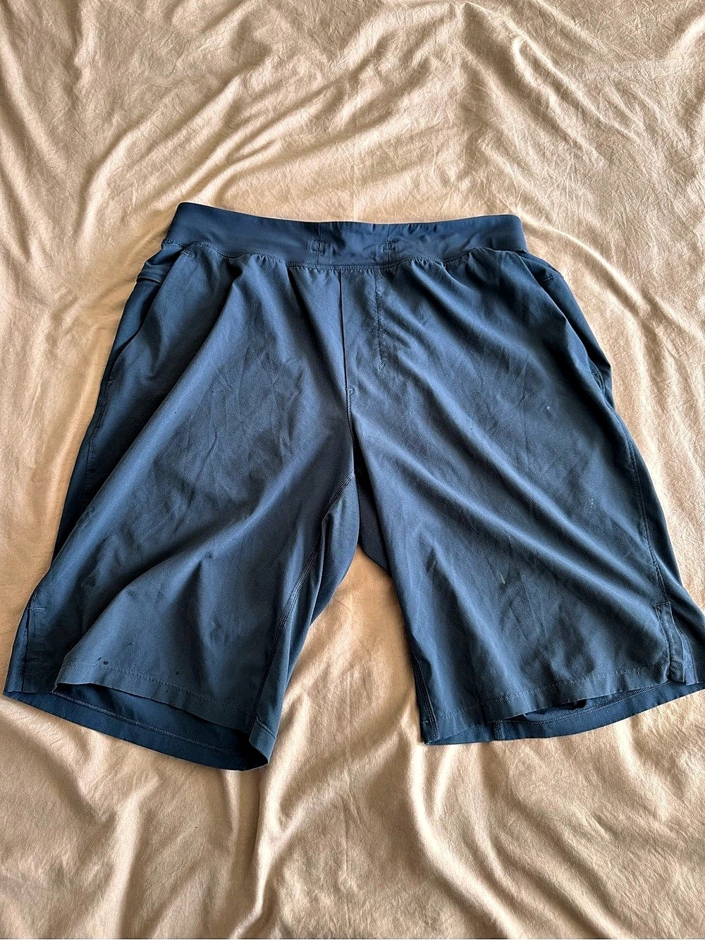 lululemon Pace Breaker Short Athletic Shorts in Blue Size Large